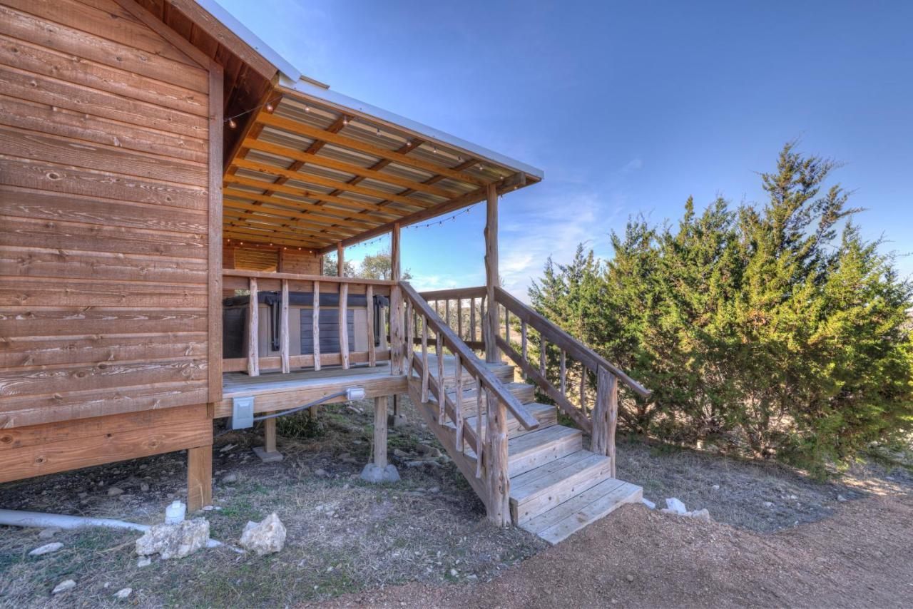 Rocky Ridge Cedar Cabin With Hot Tub & Amazing Views Crabapple Dış mekan fotoğraf